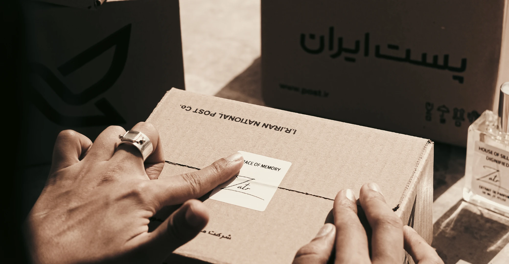 ارسال و بسته‌بندی